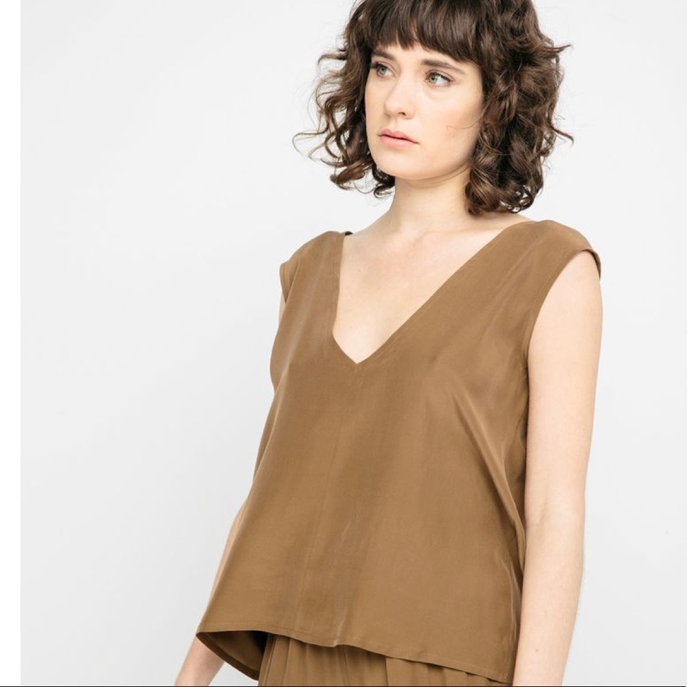 Elizabeth Suzann Marlena Top in Moss Silk Crepe
